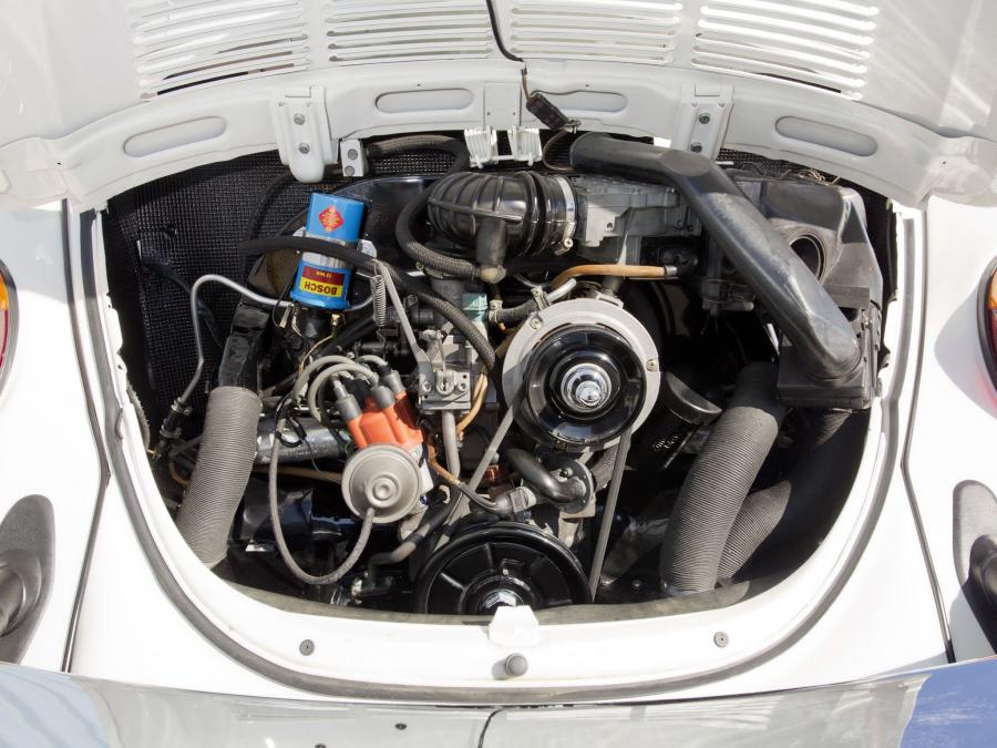  Volkswagen Super Beetle Convertible 1977 года  (фото 5 из 5)